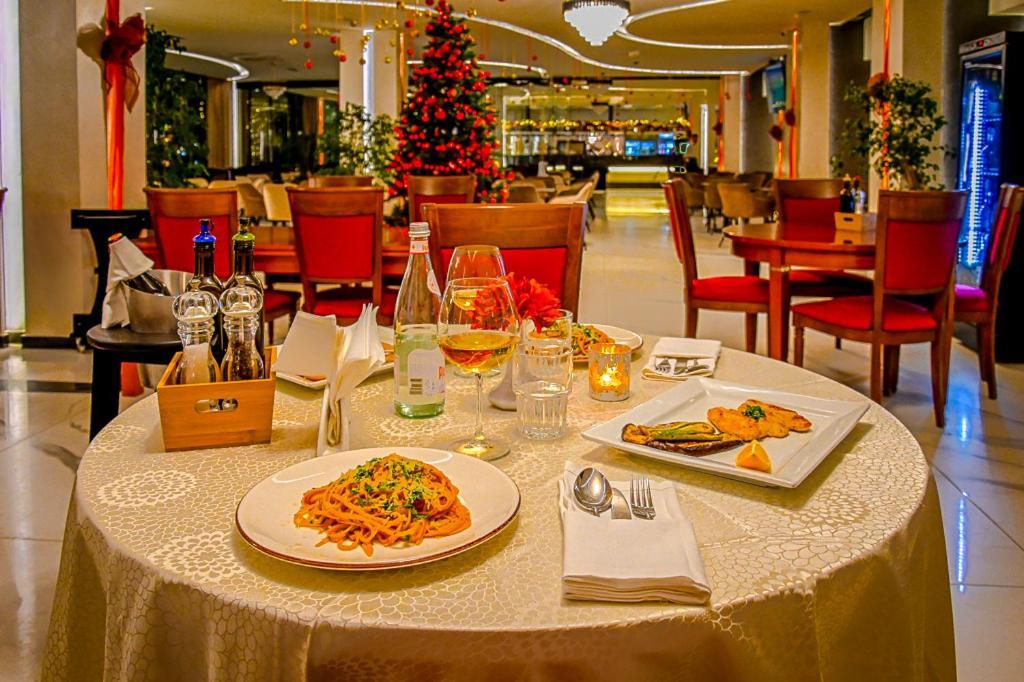 Hotel Vivas Durres Ngoại thất bức ảnh