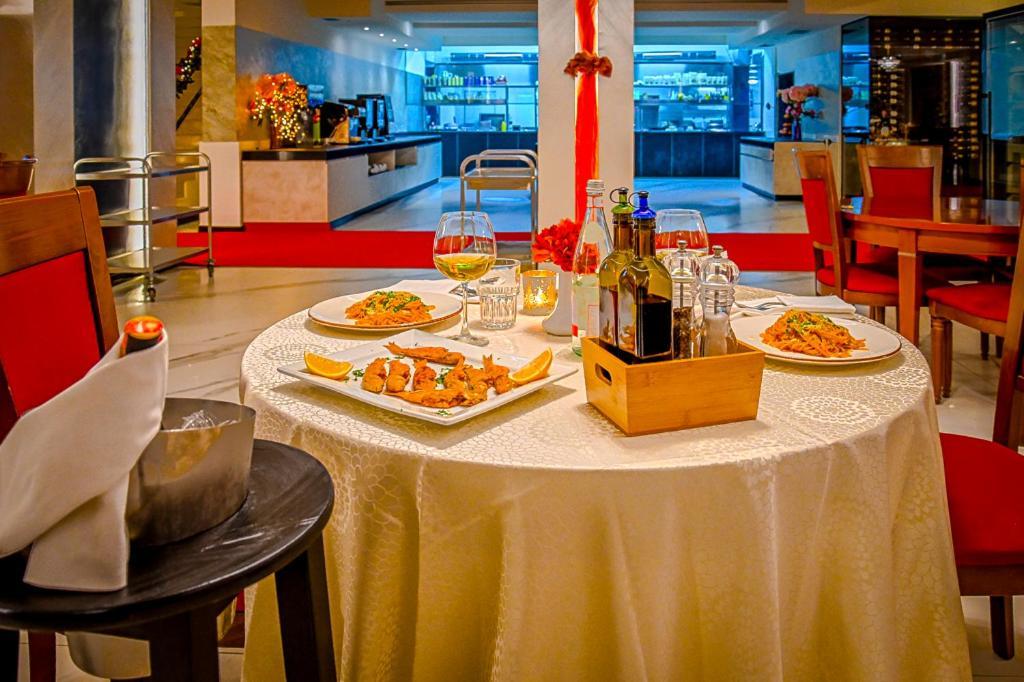 Hotel Vivas Durres Ngoại thất bức ảnh