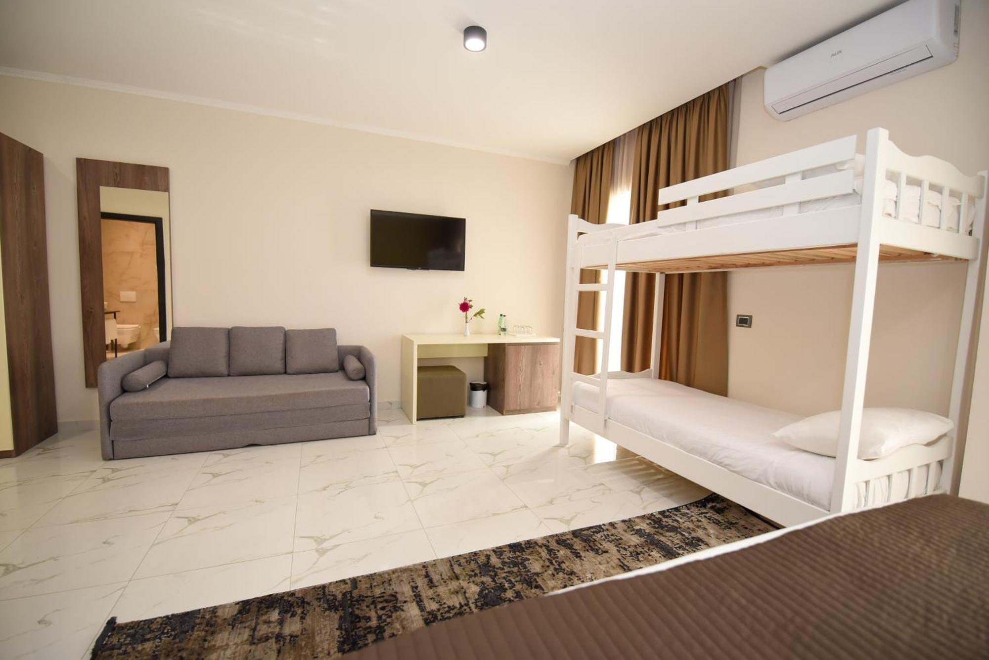 Hotel Vivas Durres Ngoại thất bức ảnh
