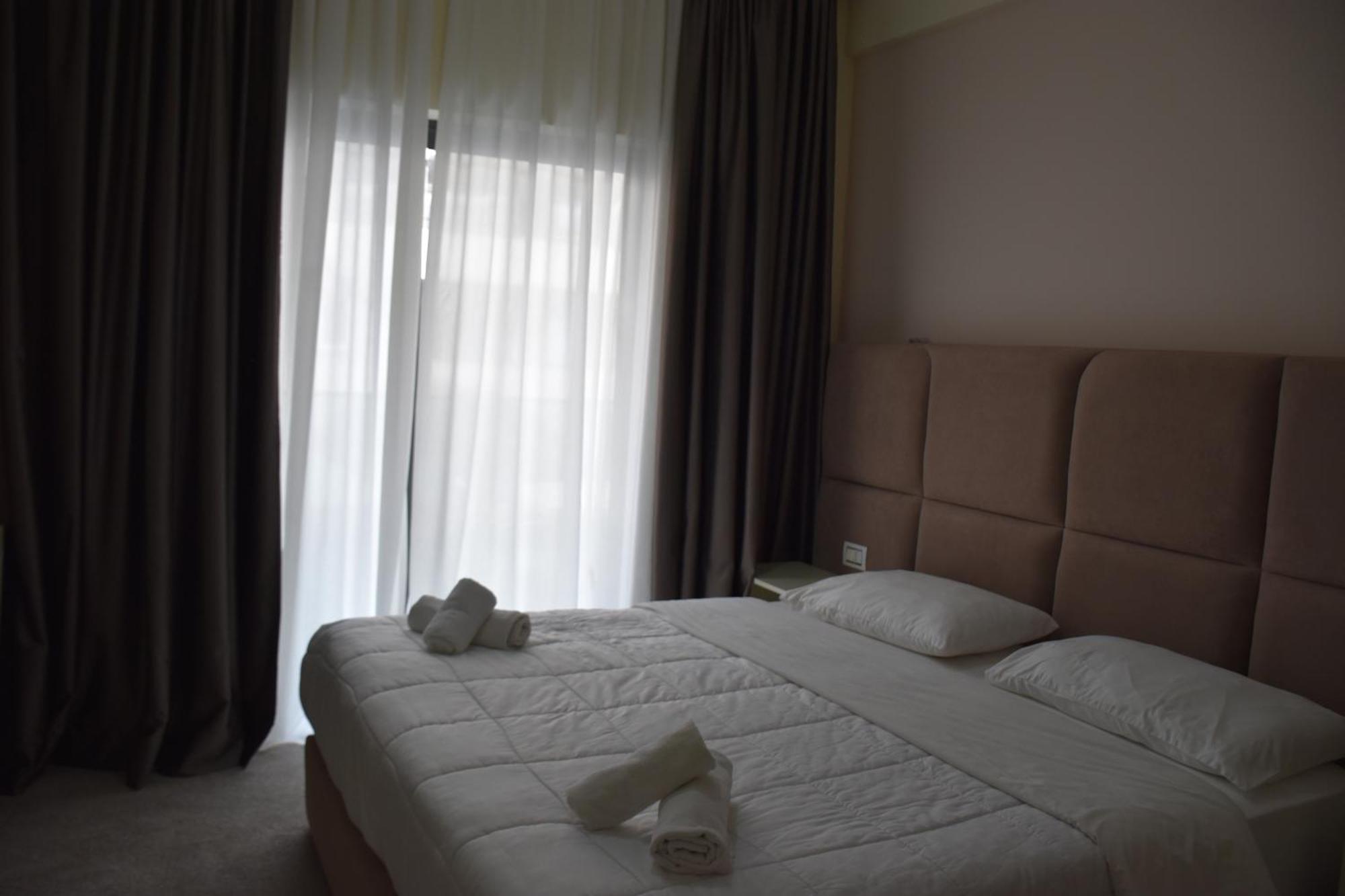 Hotel Vivas Durres Ngoại thất bức ảnh
